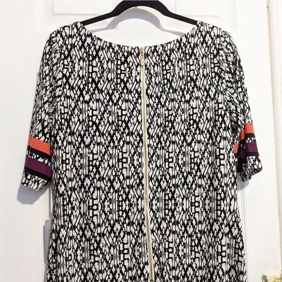 Eliza J Printed Shift Dress Long Sleeves Brand New - Picture 7 of 7